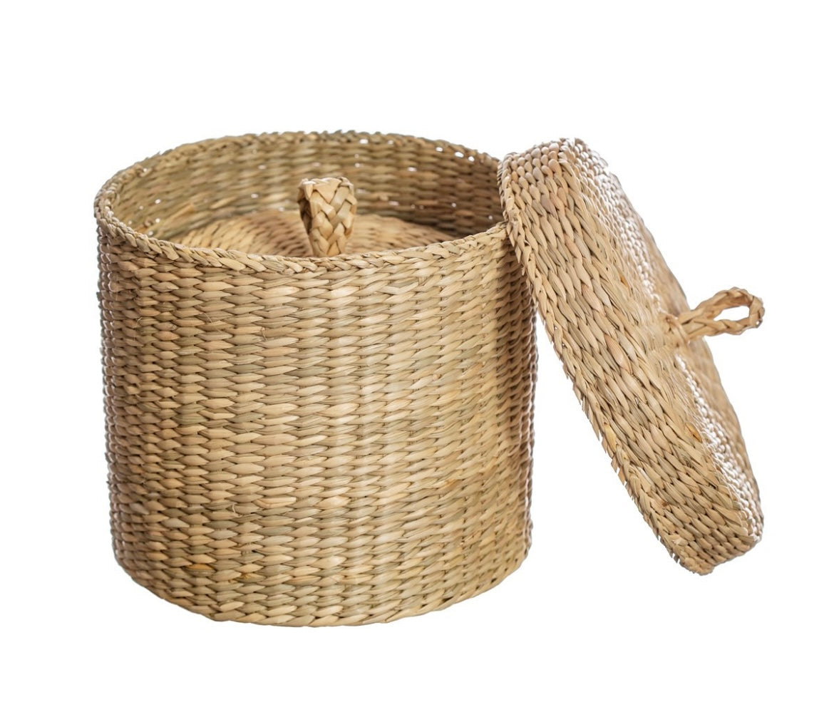 Seagrass baskets with lids - set of 2